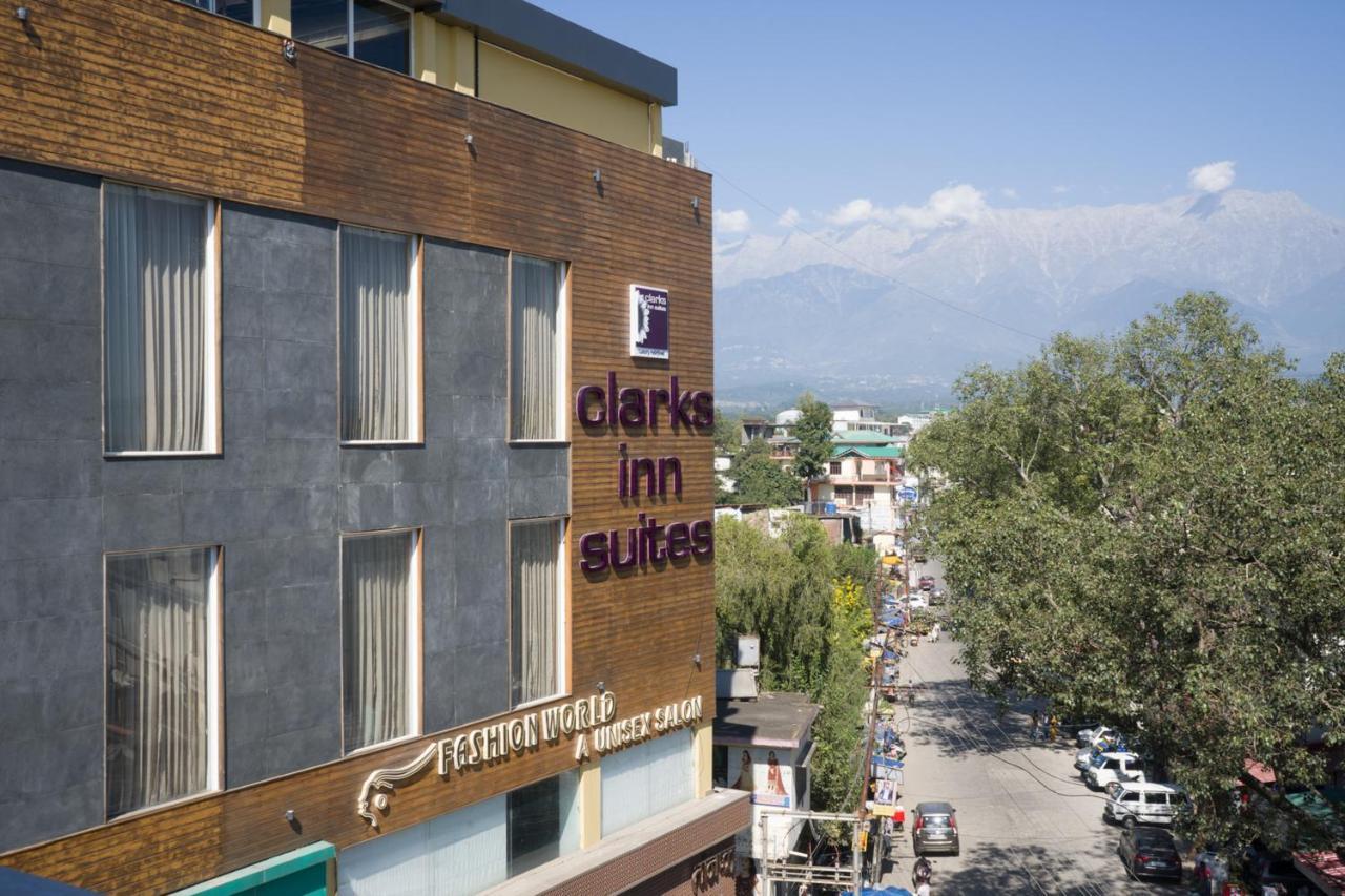 Clarks Inn Suites カングラ エクステリア 写真
