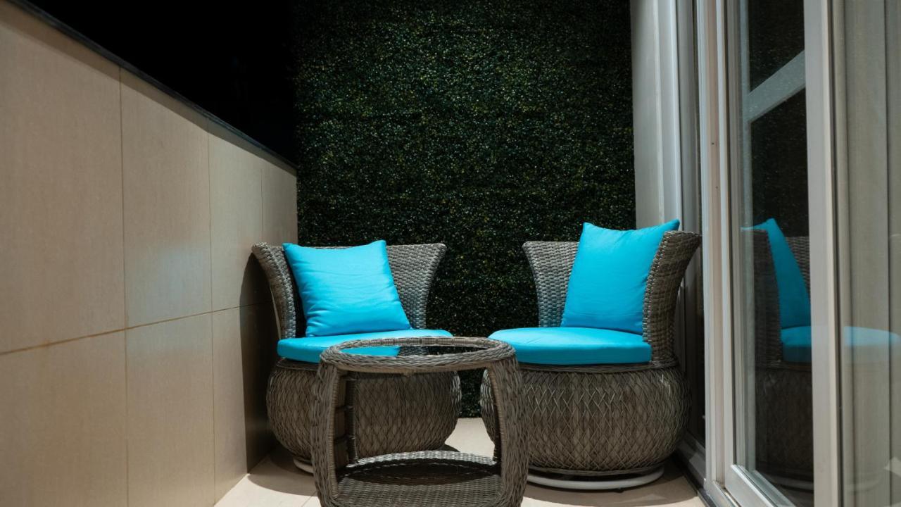 Clarks Inn Suites カングラ エクステリア 写真