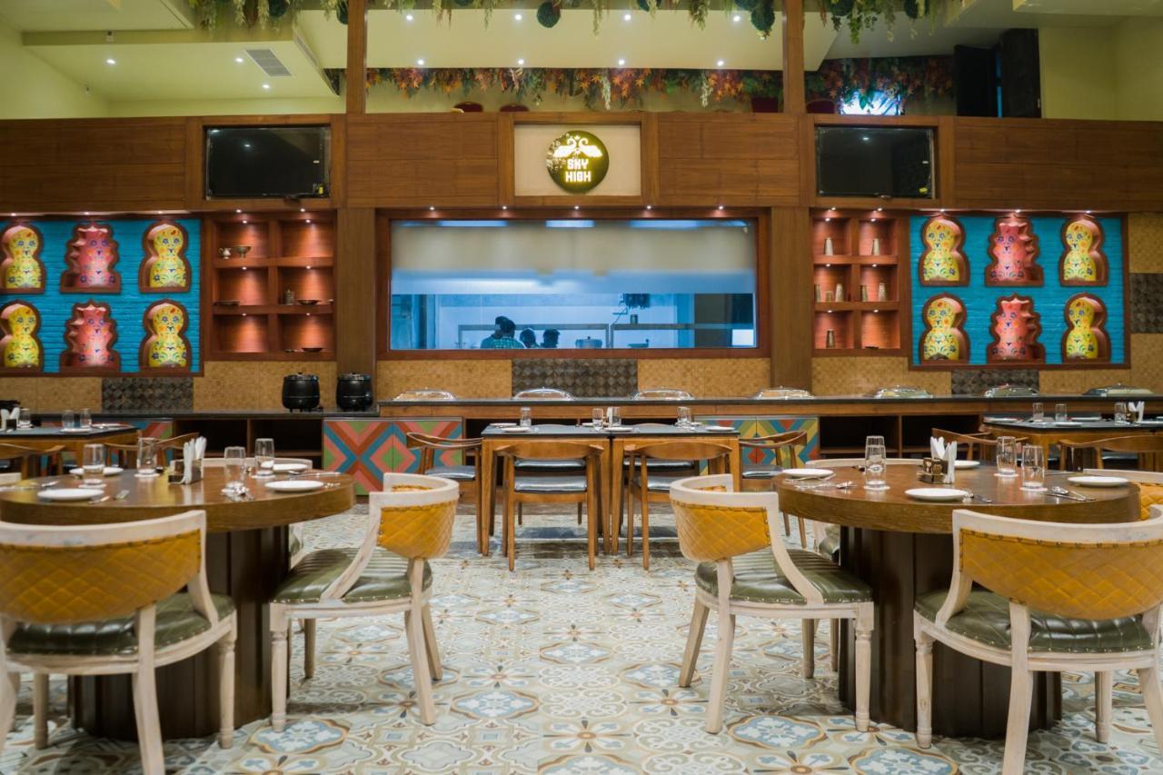 Clarks Inn Suites カングラ エクステリア 写真