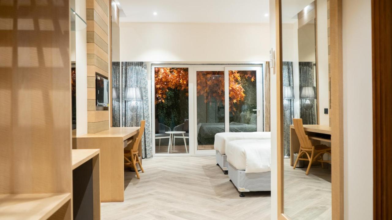 Clarks Inn Suites カングラ エクステリア 写真