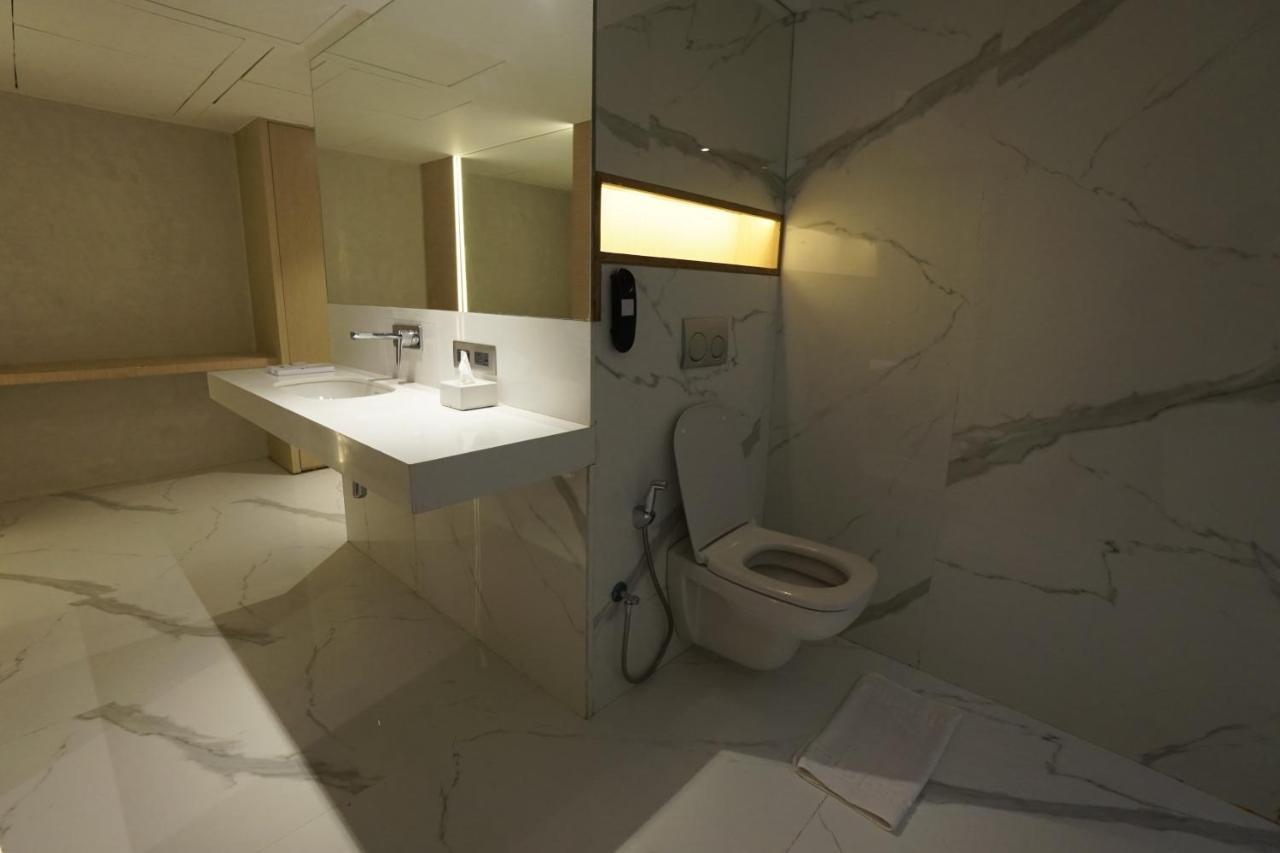 Clarks Inn Suites カングラ エクステリア 写真